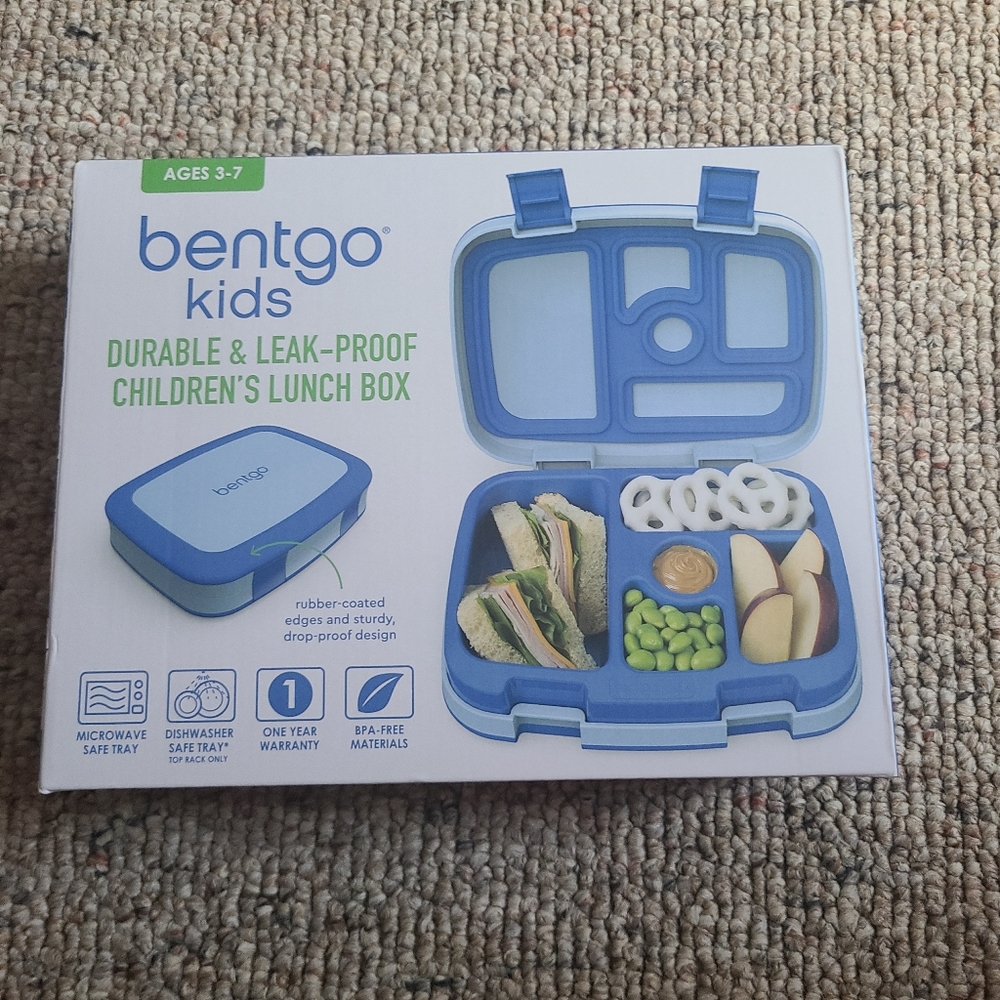 NIB Bentgo kids Children's Lunch Box Blue